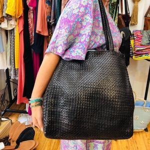 Carmela hand bag leather